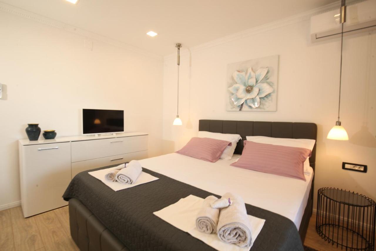 Luxurious Seaview Apartment シベニク エクステリア 写真